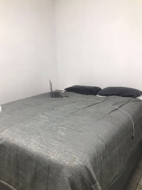 Bachelor room to rent available r3300 please   in Fleurhof