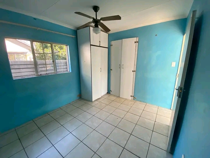Available immediate.
cozy granny flat perfec  in Boksburg