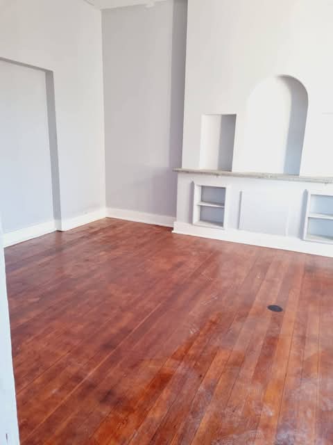Absolutels for rent in east, johannesburg
**  in Bellevue