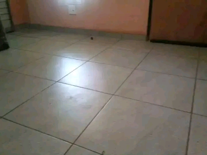 Room still available ivory3 walkable to score  in Ivory Park