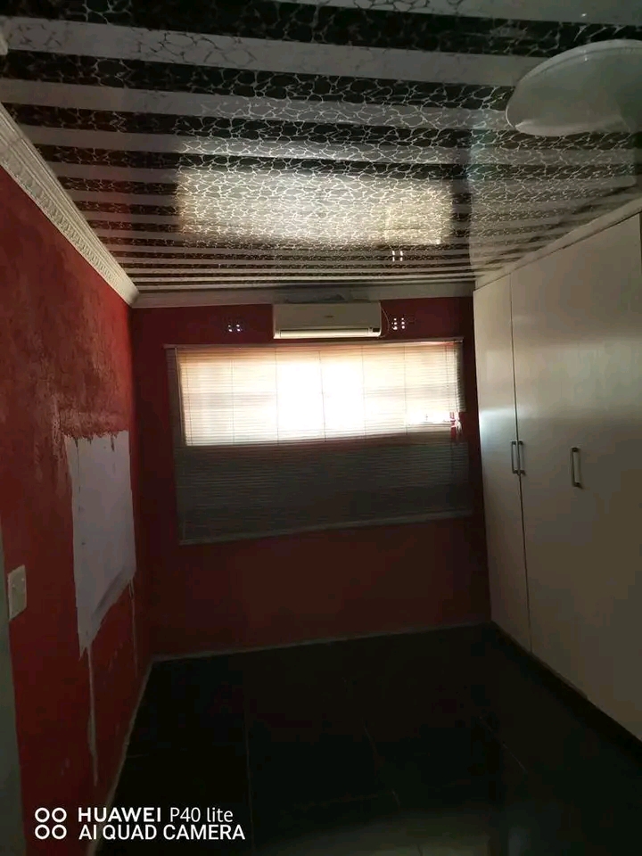 1600 room to rent immediately next to clinic   in Chiawelo
