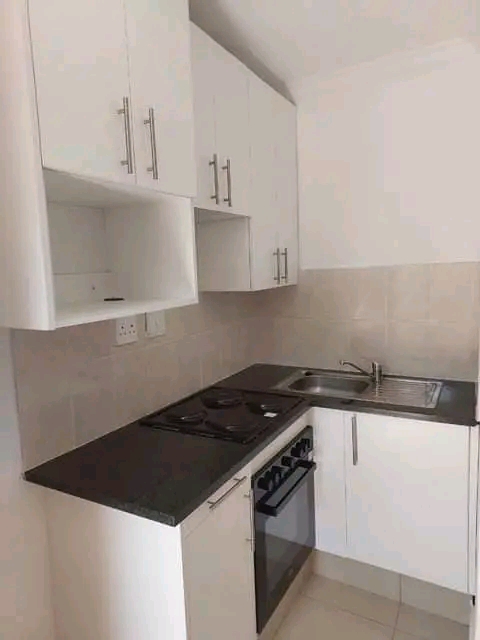 🏡 bachelor room to rent in ext 11, soweto   in Protea Glen