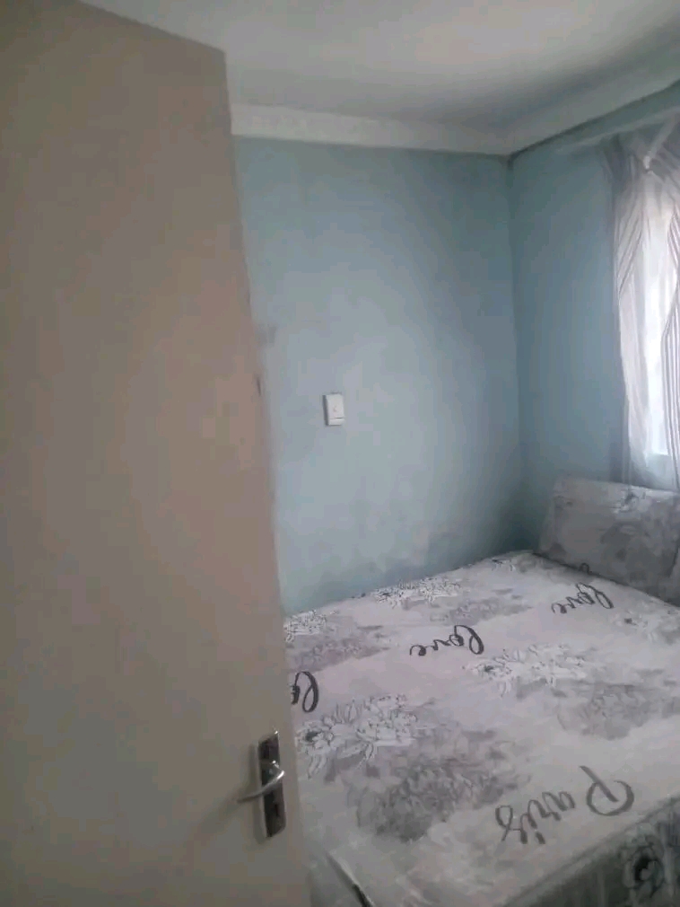 Cottage to rent. water included electricity i  in Lombardy East