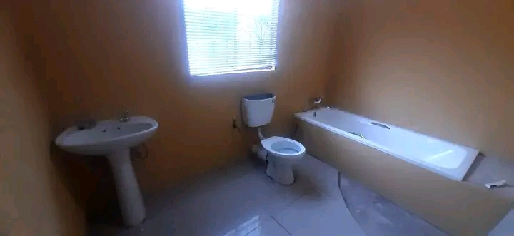 A spacious one bedroom cottage in x 4 (behind  in Kaalfontein
