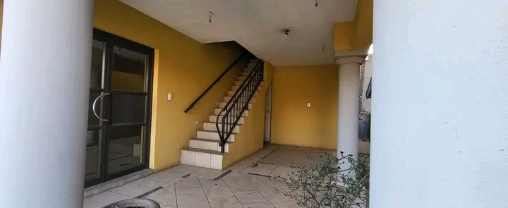Double story rental. empty & available immedi  in Vosloorus