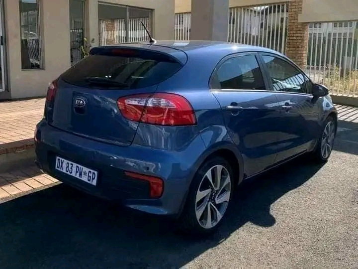 2017 kia rio hatchback
now available !! 
r5  in Bramely