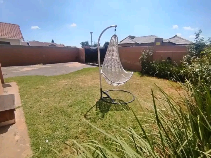 2 bedroom stand alone house available to rent  in Germiston
