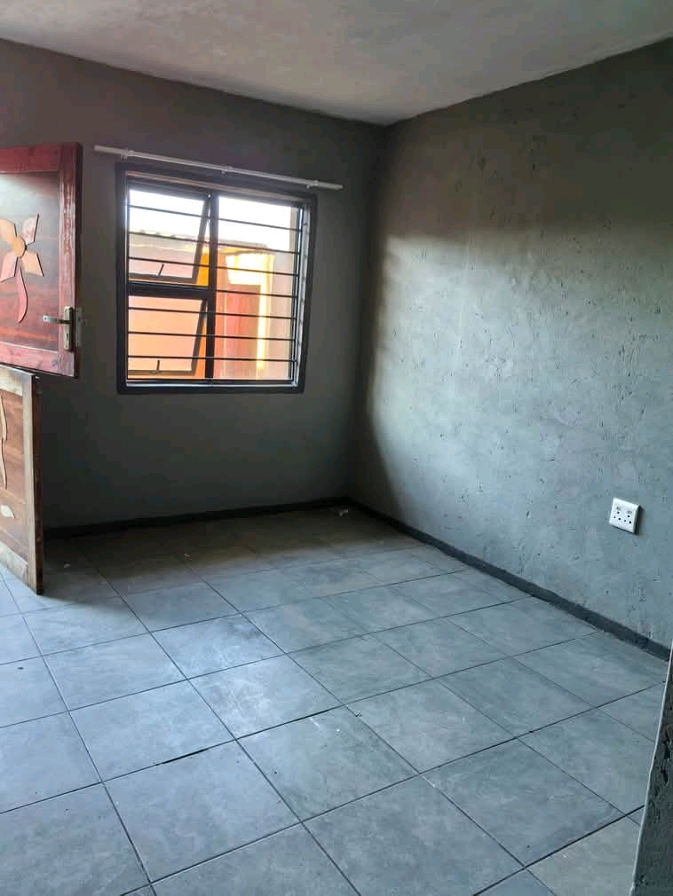 Room available for rental at
motsu section n  in Tembisa