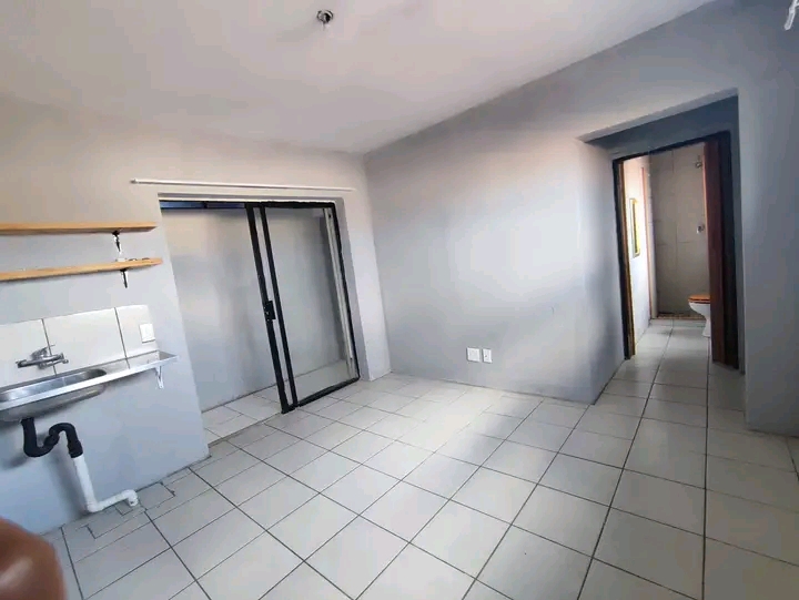 Rooms available month end july in ext 22. the  in Kaalfontein