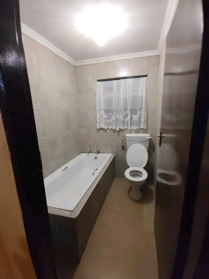 2 bedroom house available for rental in marim  in Vosloorus