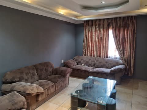 3 bedroom house available for immediate occup  in Pimville