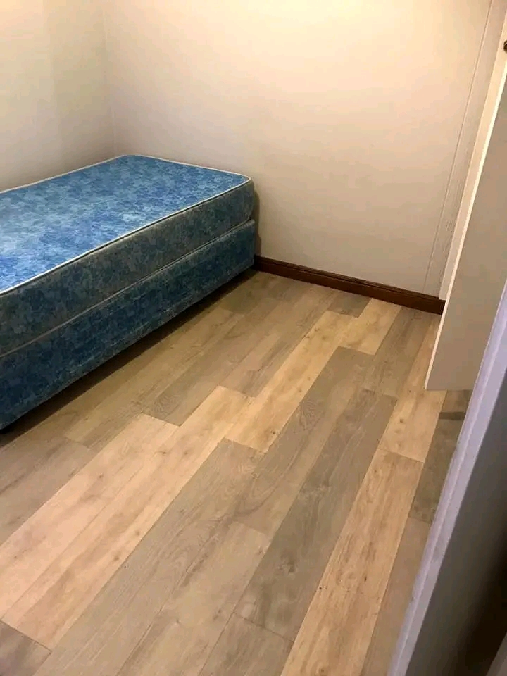 Standard room available to rent

r2400 sing  in Sunnyside