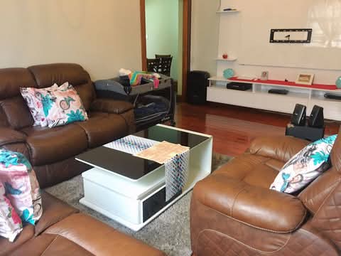 Beautiful 4 bedrooms house available for r13,  in Kensington