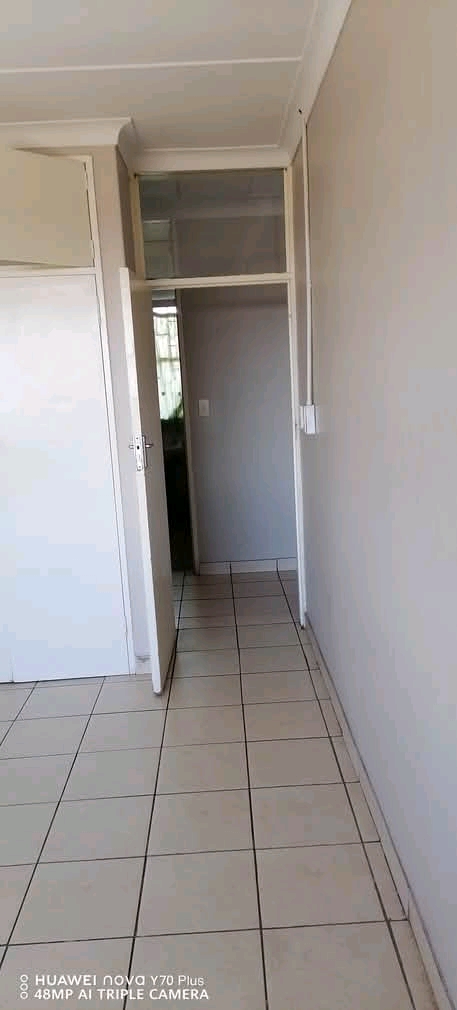 Rooms available at turf centre 
82 tramway j  in Turffontein