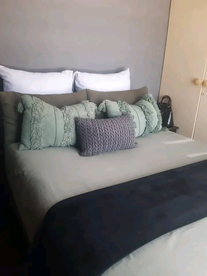 2 bedroom house available in ex1 with:
fitte  in Rabie ridge