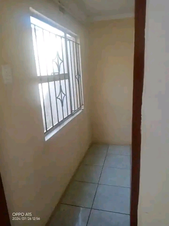 Room to rent in rockville r1200 call me  in Rockville