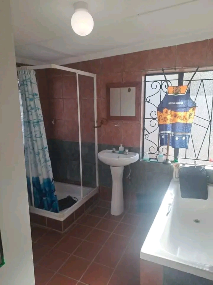 2 bedroom cottage to rent in sunny ridge near  in Germiston