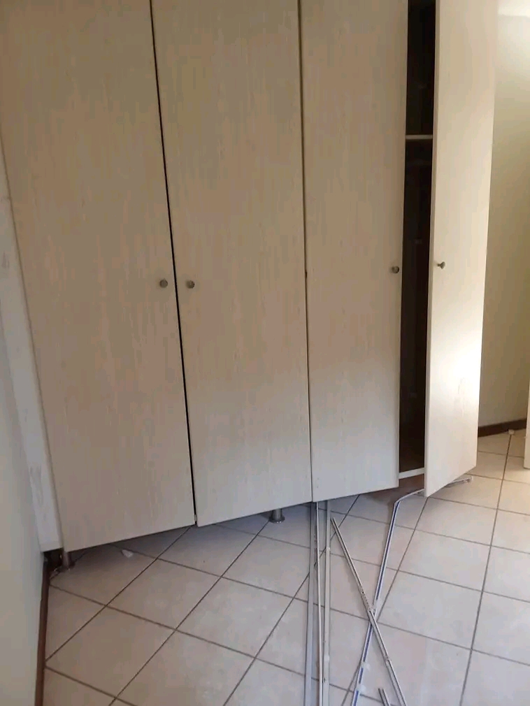 Newly renovated 2 bedroom in crescendo r7500   in Midrand