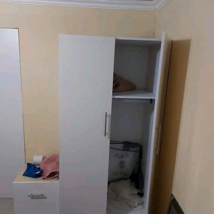 Cottage to let r3000. deposit r1000. water in  in Rosettenville
