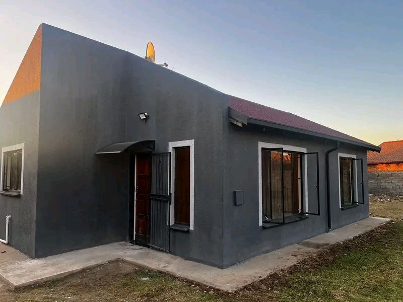 2 bedroom 🛌1 bath🚽🛀house to rent 
b  in Dawn Park