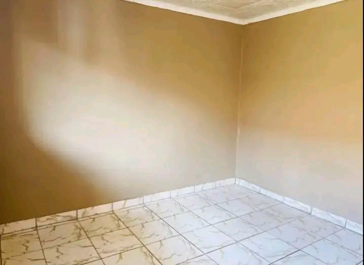 Available immediately not for february

spa  in Alexandra