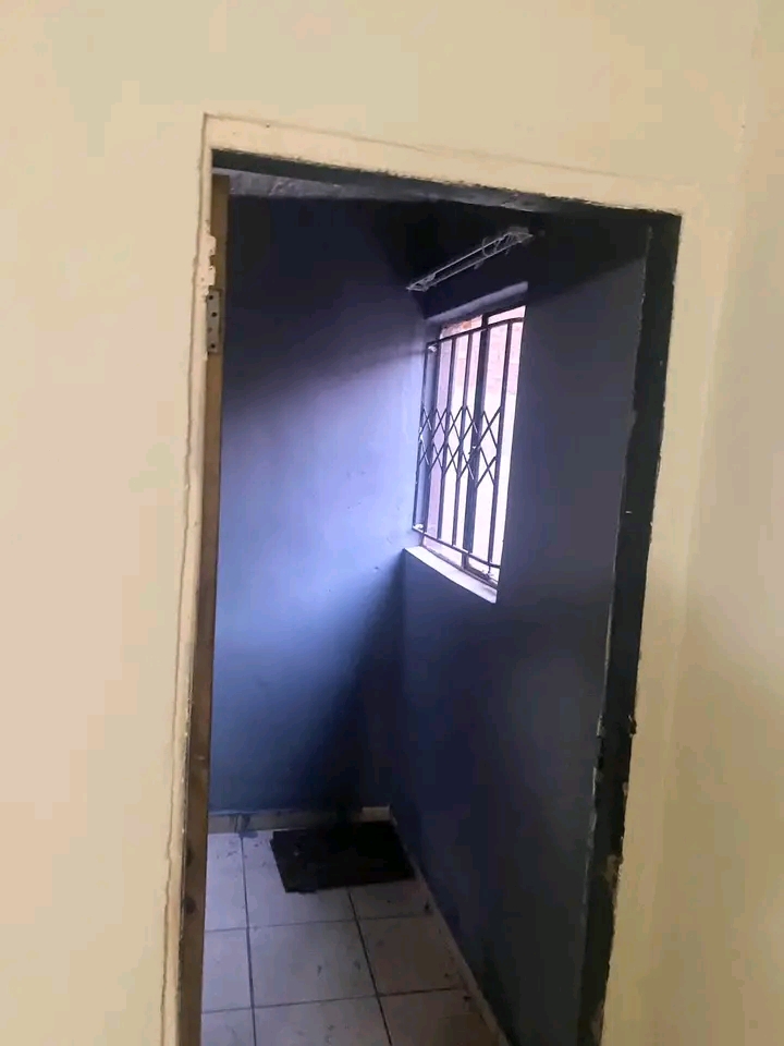 A cottage available for rental in ext 26 with  in Clayville