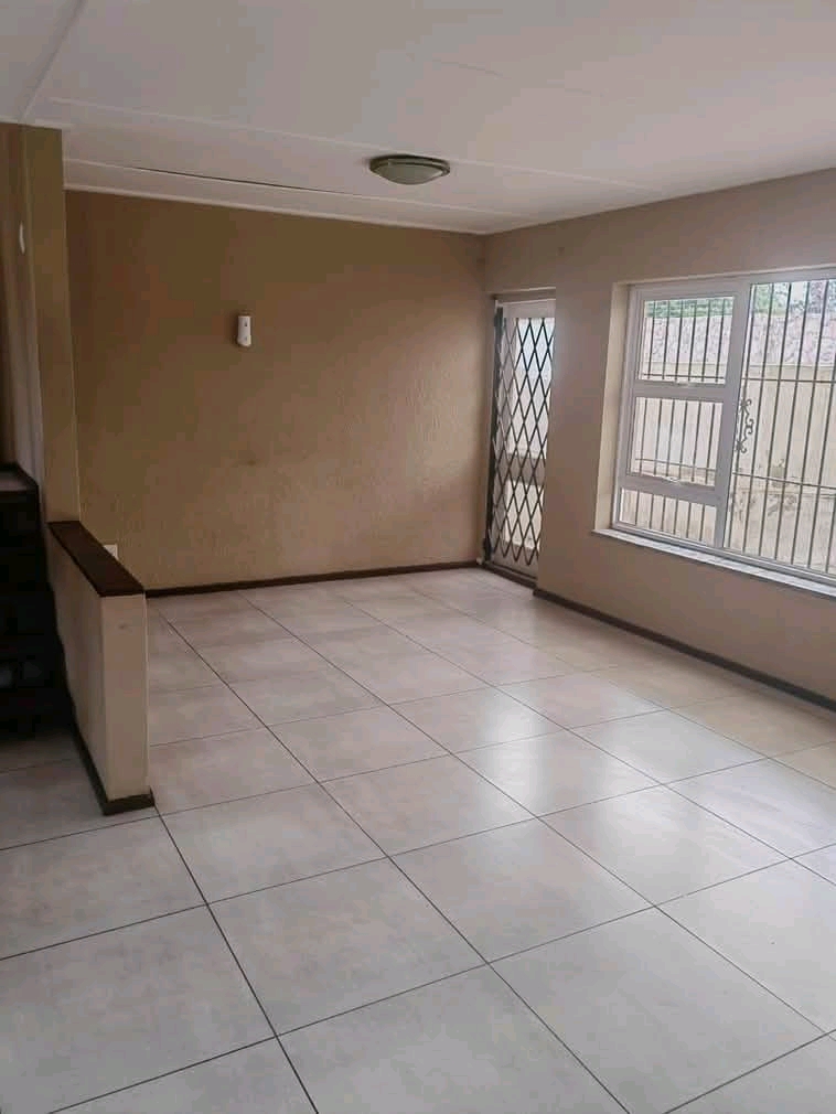 A beautiful 2 bedroom cottage fit for family,  in Edenvale
