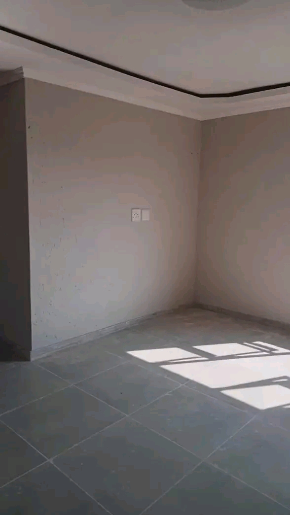 1 spacious bedroom cottage available, kitchen  in Kempton Park