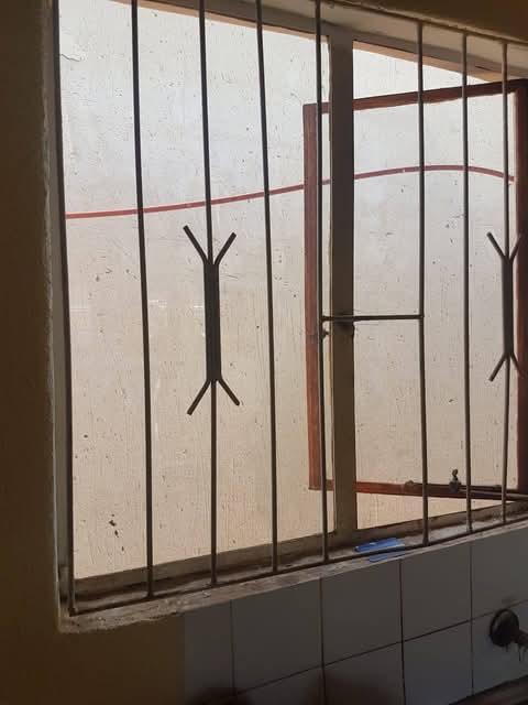 2 bedroom house for rent – ext 25
📍 nex  in Vosloorus