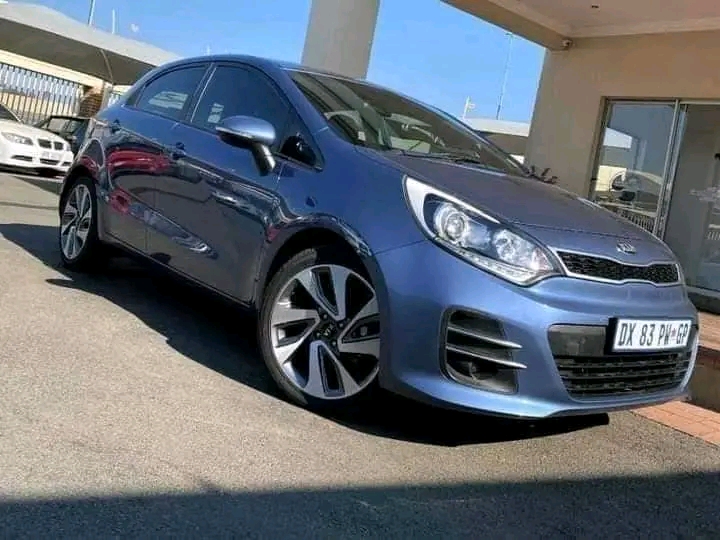 2017 kia rio hatchback
now available !! 
r5  in Bramely