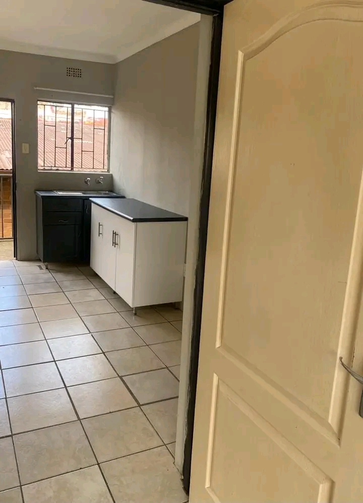Other 1 bedroom bachelor  available to rental  in Orlando West