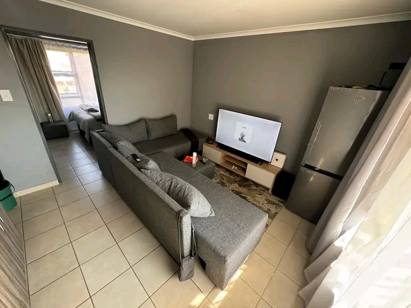 1-bedroom apartment for rent 

💰 rent: r  in Mabuya Park
