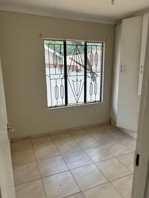 3 bedroom stand alone in ext 33 immediately a  in Clayville
