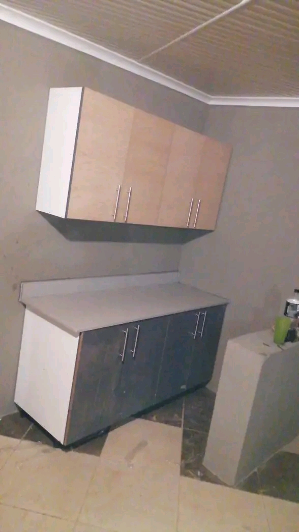 Spacious bachelor apartment for rent
availab  in Birch Acres