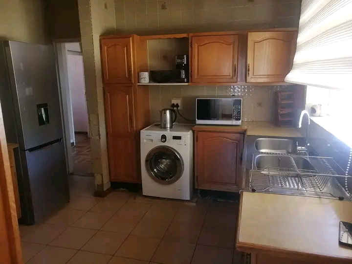 3 bedroom house for rental in horison.
locat  in Roodepoort