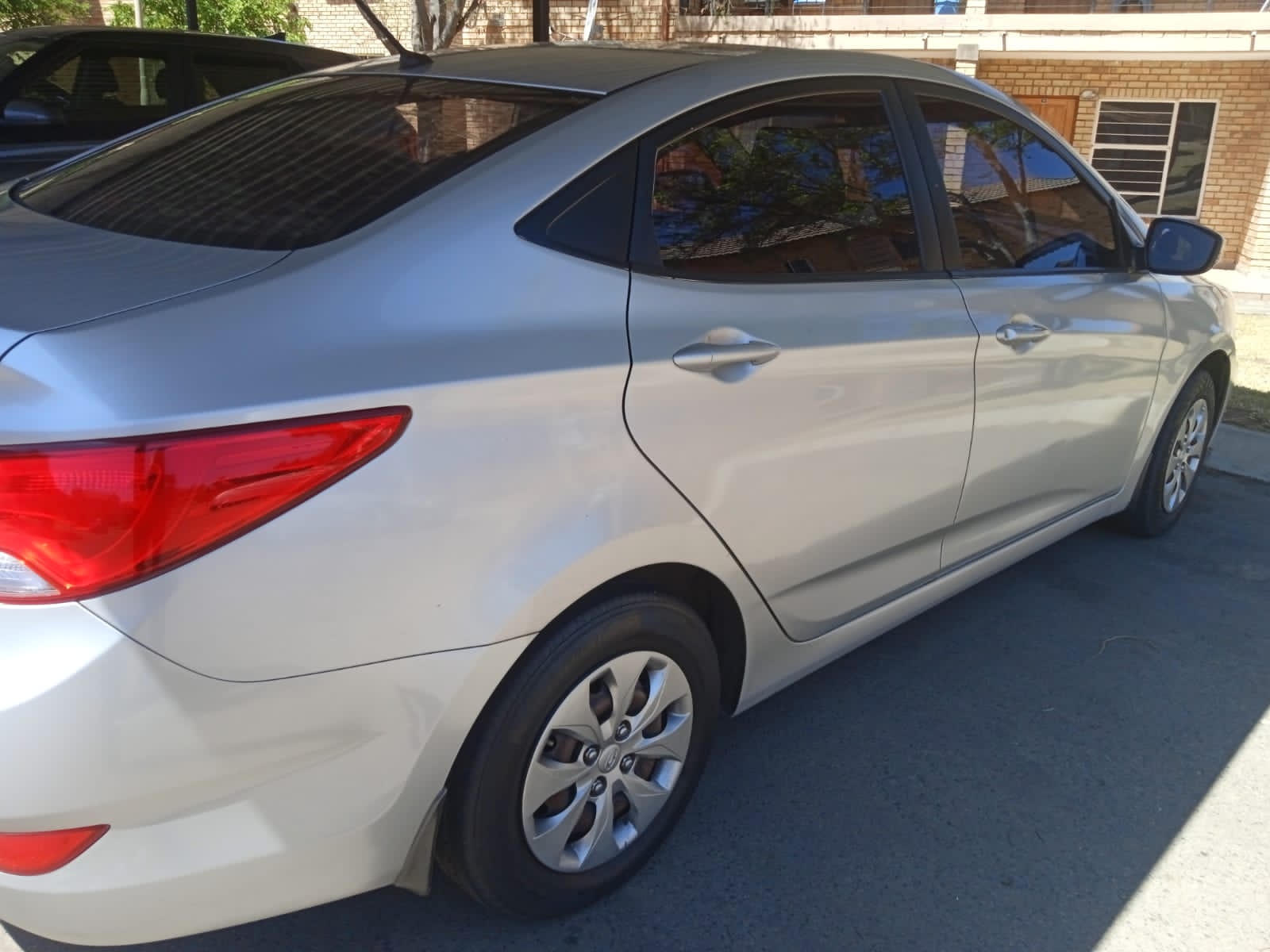  hyundai accent 2016
manual km110000 kencars  in Randburg