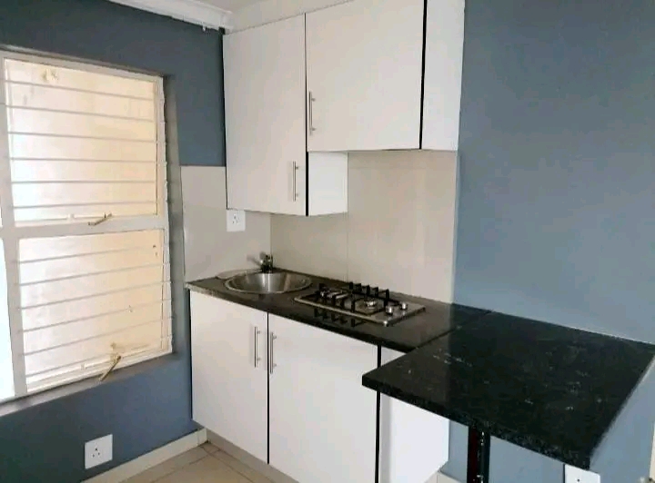 3 rooms that are available so relocate your s  in Diepsloot