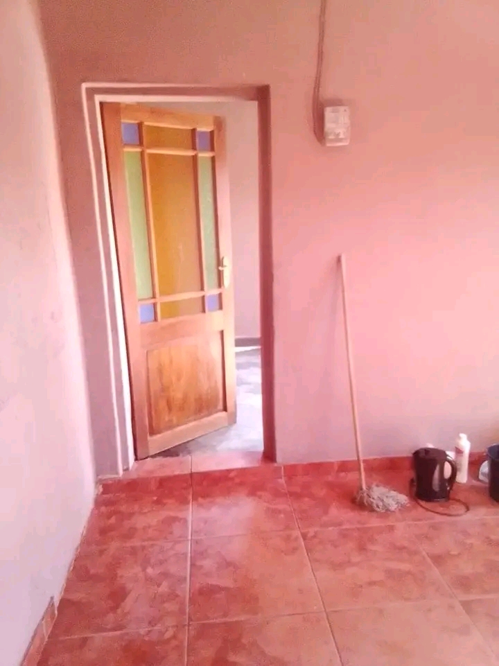 Hey there’s a room available at benoni stre  in Tembisa