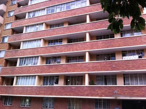 Sharing accommodation for young male students  in Joubert Park