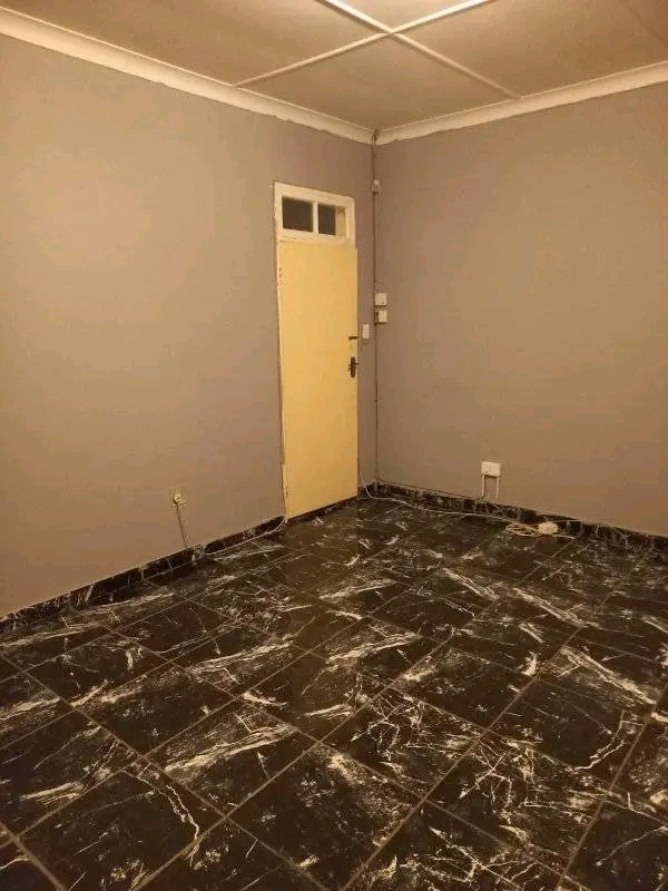 3 bedroom house with 2 bathroom house to let   in Kensington