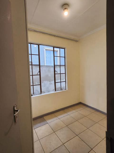 3 bedroom 2 bathroom to let in ext 0 r7500 de  in Cosmo City