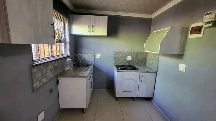 The bachelor flat in 1447 jumba street  2 uni  in Tsakane