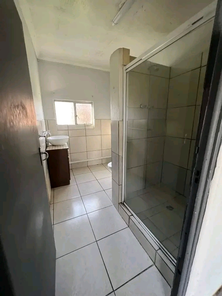 2 bedroom flat available for rental from 1st   in Vanderbijlpark