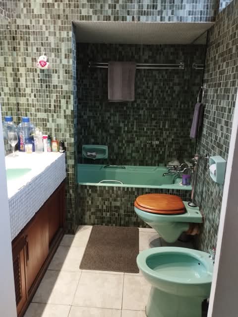 Beautiful 3 bedroom home to rent  comfortably  in Springs