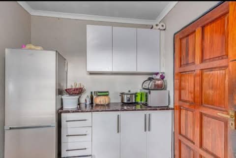 2 bedroom house available month end ext5 for   in Cosmo City