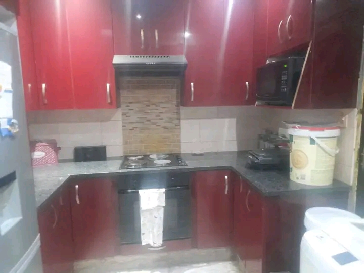 House to rent available for r4000 at ext 3. n  in Dobsonville