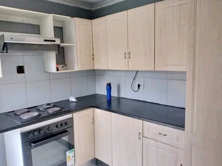 House available to rent at ext 25

•2 bed  in Vosloorus