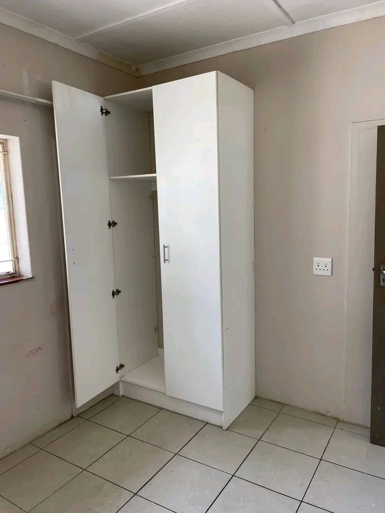 This gorgeous and clean cottage is located in  in Birch Acres