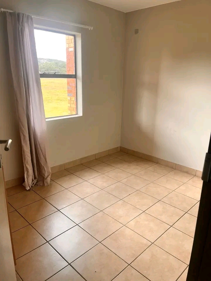 2nd floor unit
open plan lounge and fitted k  in Kibler Park