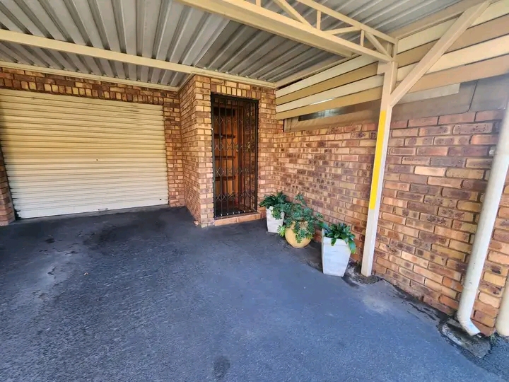 Celtisdal, centurion rental

come and relax  in Centurion